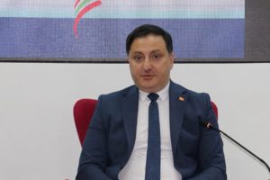 Drejtori Goce Dimovski prezantoi mundësitë investuese para një delegacioni slloven